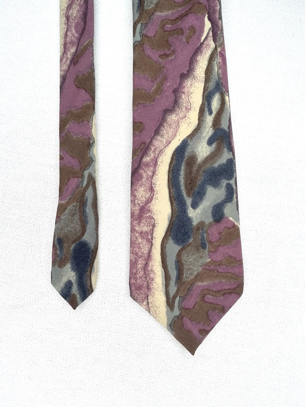 Vintage 90s bill blass PurpleSilk Tie Marble-Pattern Watercolour NeckTie